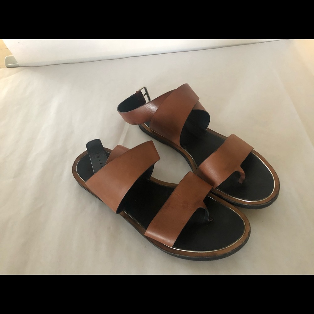 Vince Sandals